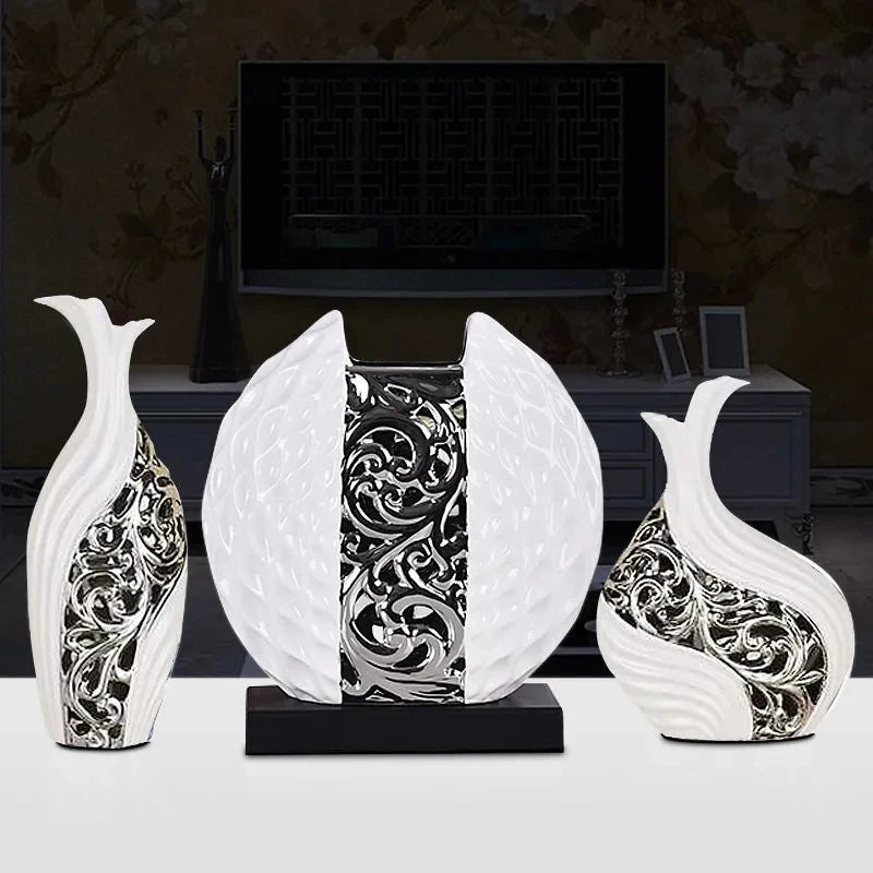 European‑Inspired Handcrafted Porcelain Vase | Wedding & Room Decor