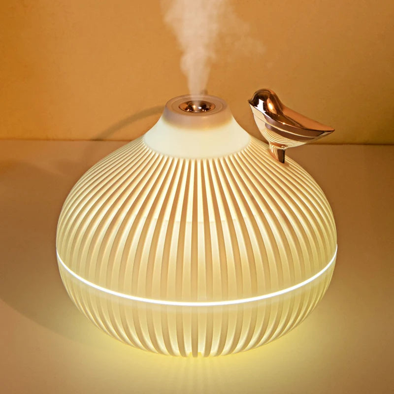 Air Humidifier, Small Onion Style Humidifier With Night Light, Atmosphere Light, Room freshener, Mini-size USB Air Humidifier For Home 300ml USB