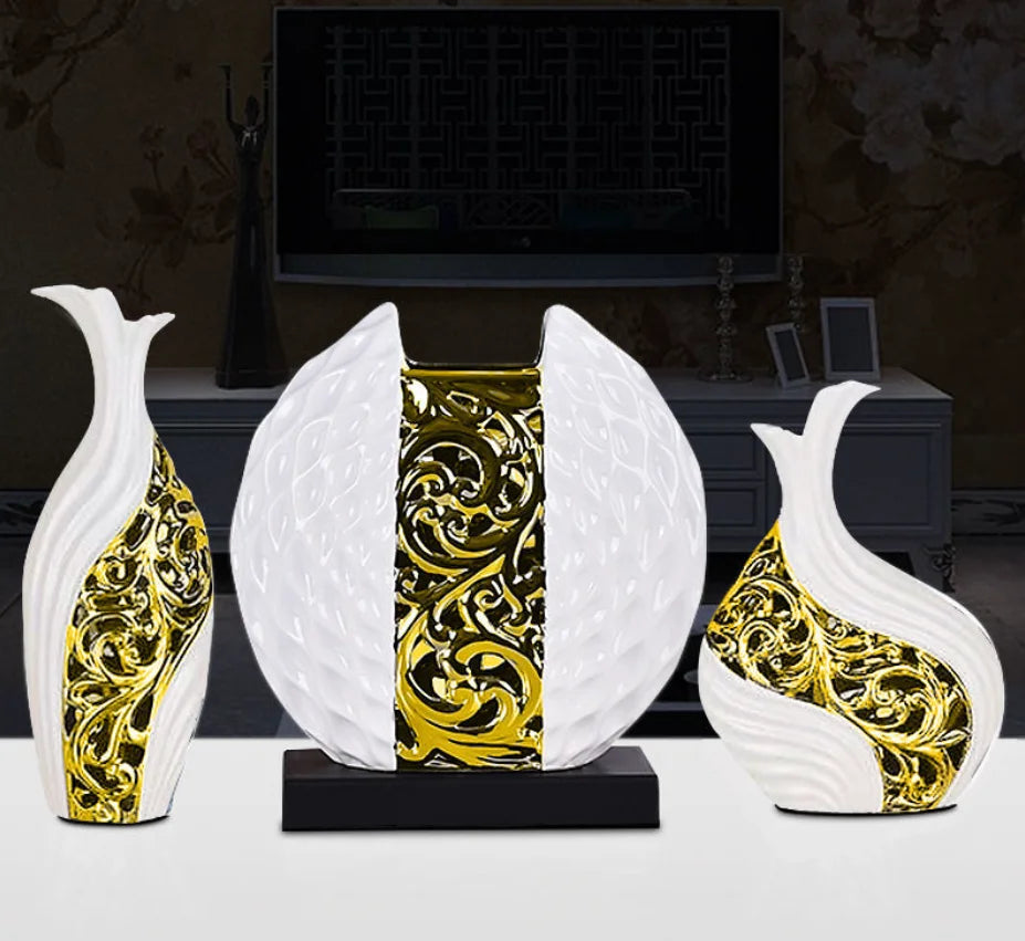 European‑Inspired Handcrafted Porcelain Vase | Wedding & Room Decor