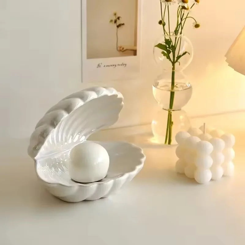 LED Room Decor Night Light – European Shell-Style Lamp with Ceramic Pearl, Perfect for Kids' Bedrooms, Bedside Tables, and Jewelry Storage. A charming and modern touch for your space!