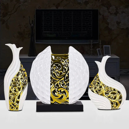 European‑Inspired Handcrafted Porcelain Vase | Wedding & Room Decor
