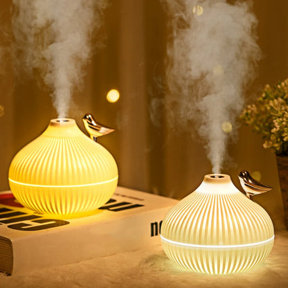 Air Humidifier, Small Onion Style Humidifier With Night Light, Atmosphere Light, Room freshener, Mini-size USB Air Humidifier For Home 300ml USB